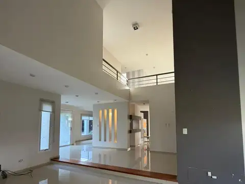 Casa en Venta en San Isidro, Countries y Barrios Cerrados en Villa Allende