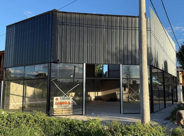 Local comercial · 150m²