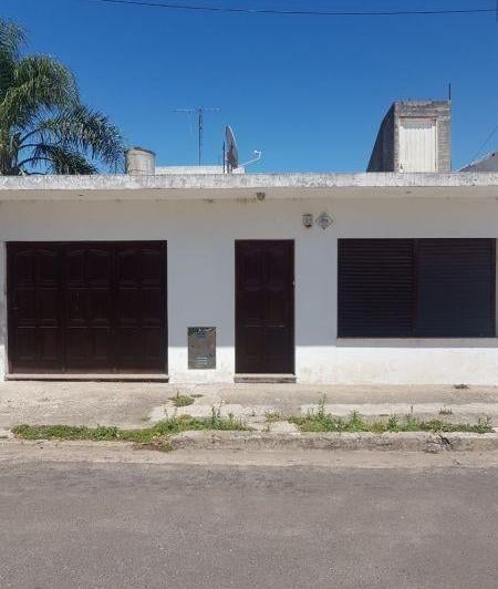 Casa · 160m² · 1 Ambiente · 1 Cochera