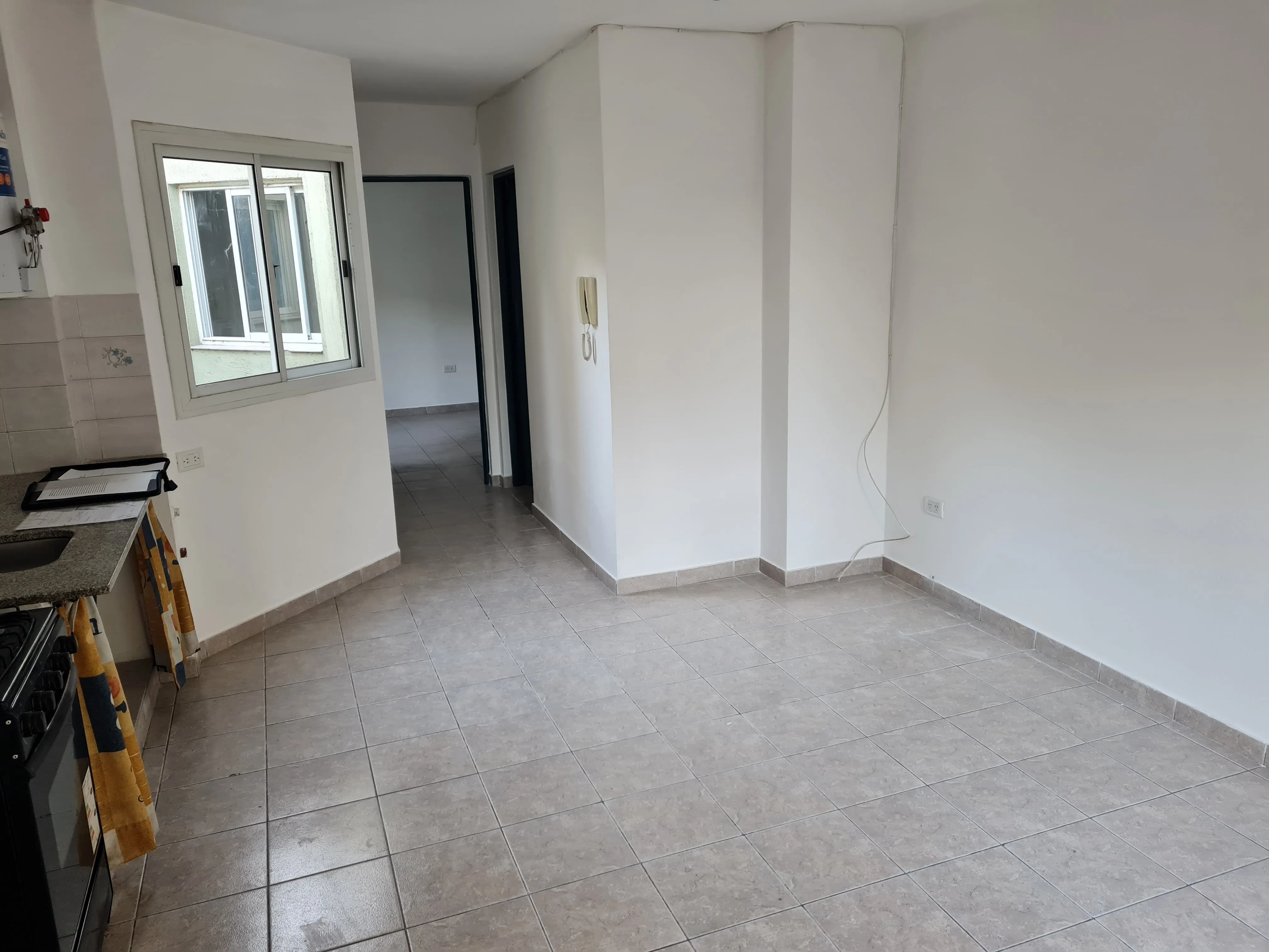 DPTO.EN  UBICACIÓN MUY CÓMODA ZNA NUEVO CENTRO SHOPPING