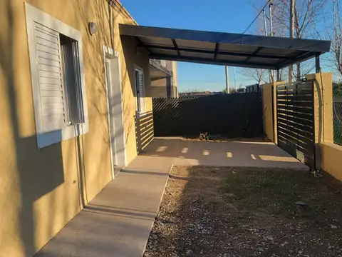 Casa en Alquiler en Roldan, San Lorenzo