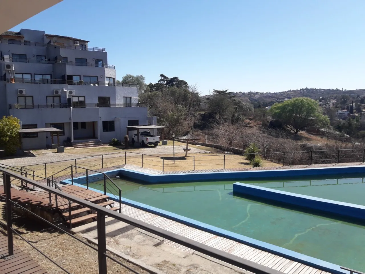 VENTA VILLA CARLOS PAZ- MORADAS DEL QUIJOTE- 2 DORMITORIOS- 2 BAÑOS- TERRAZAS