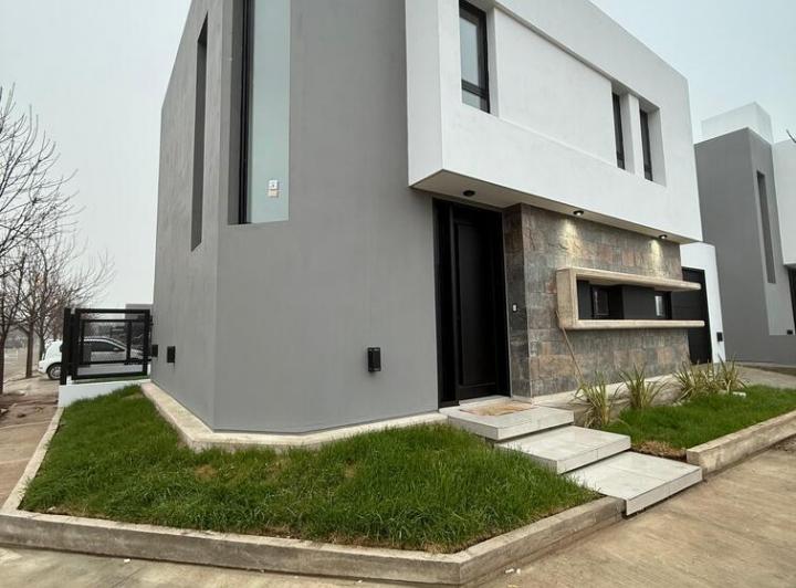 Casa · 125m² · 3 Ambientes · 1 Cochera