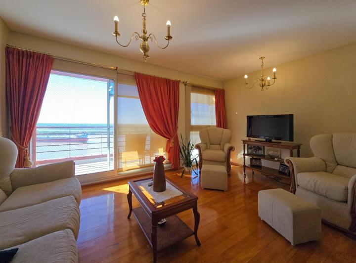Departamento · 93m² · 4 Ambientes · 1 Cochera