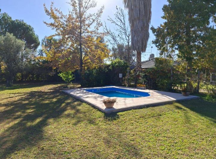 Casa · 85m² · 1 Ambiente · 2 Cocheras