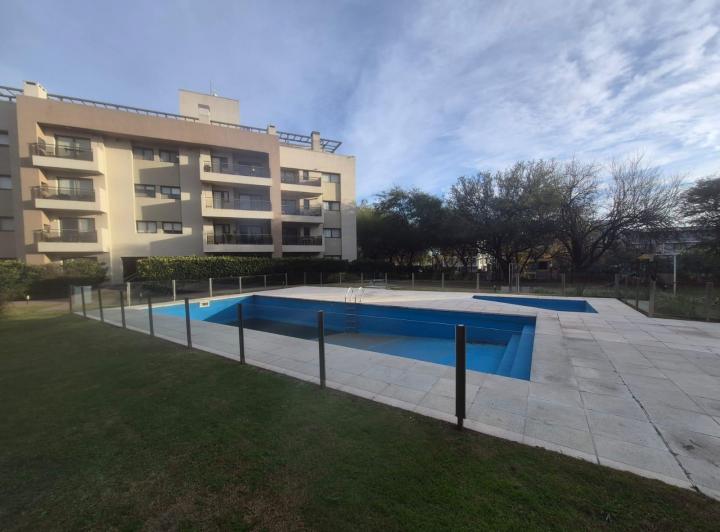 Departamento · 75m² · 4 Ambientes · 1 Cochera