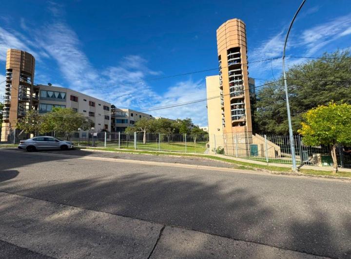 Departamento · 80m² · 5 Ambientes · 1 Cochera