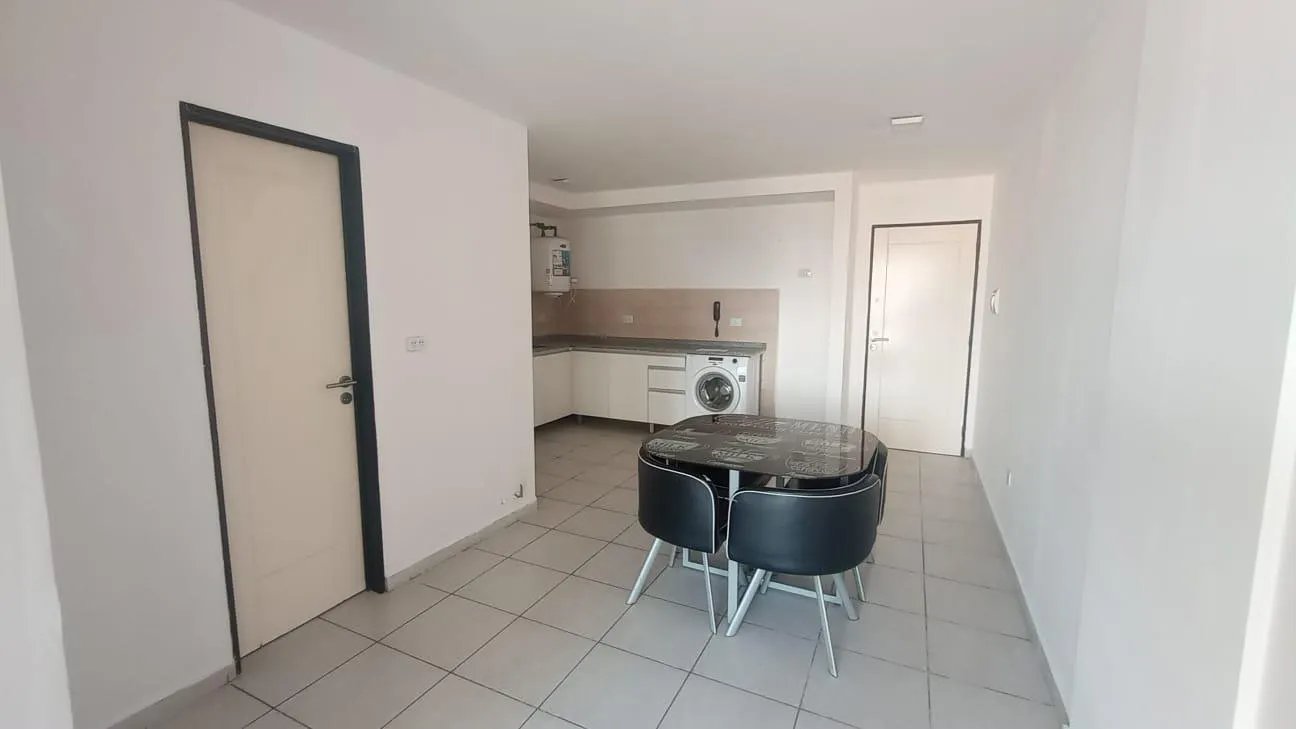 Ambrosio Olmos 782 Piso 7 Departamento 4