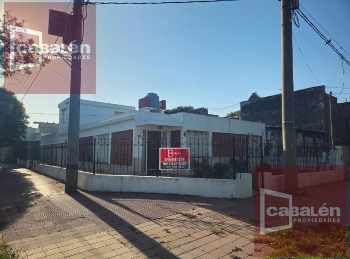 Casa · 155m² · 13 Ambientes · 2 Cocheras