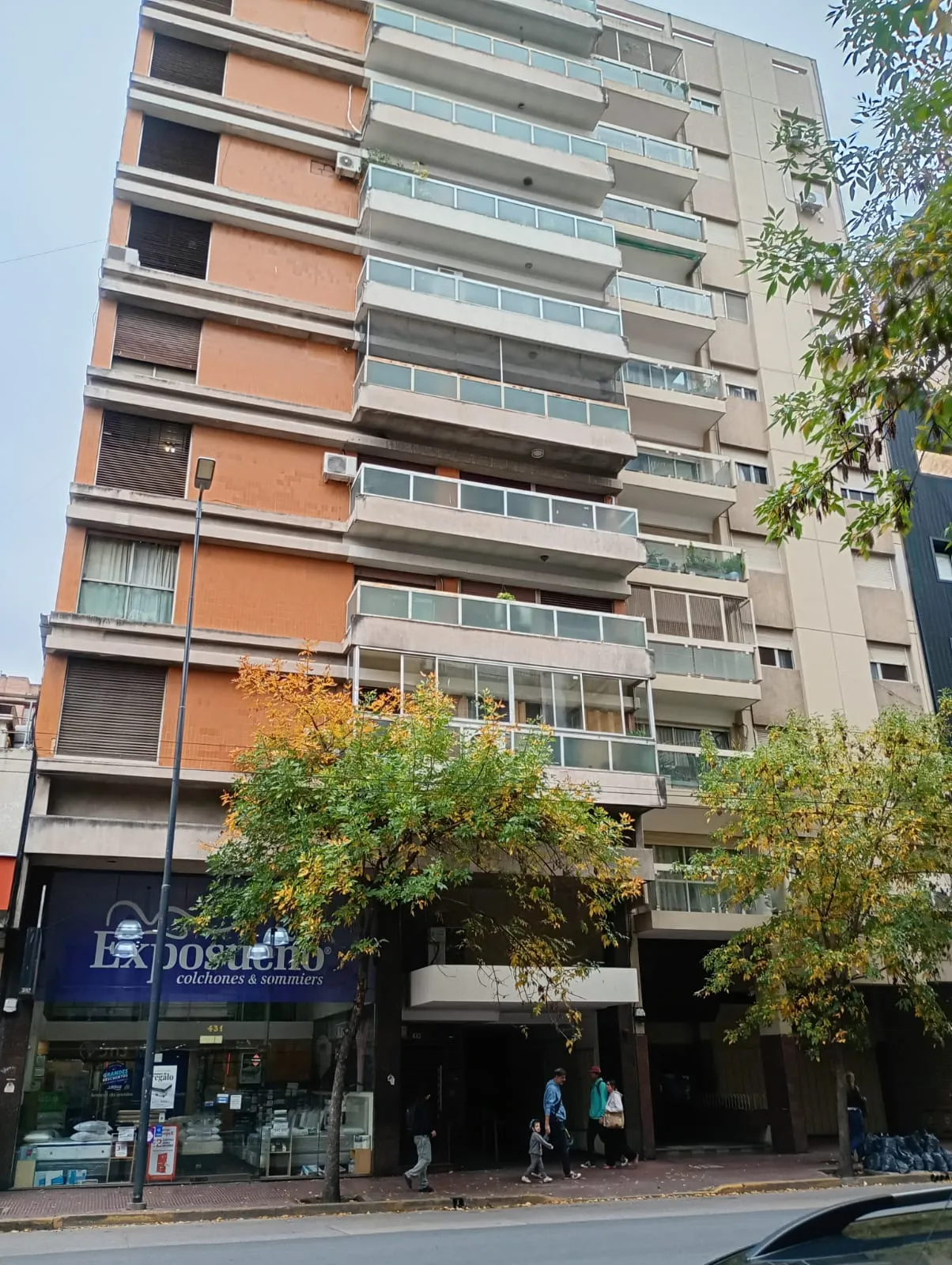 AV. COLON AL 400, 3 DOR CON DEP SVICIO, 2 BAÑOS, BALCON, ESCRITURA