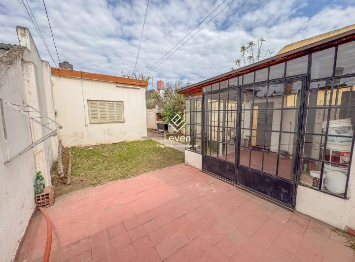 Casa · 191m² · 8 Ambientes