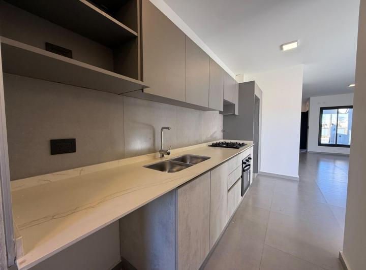 Casa · 97m² · 2 Dormitorios · 2 Cocheras