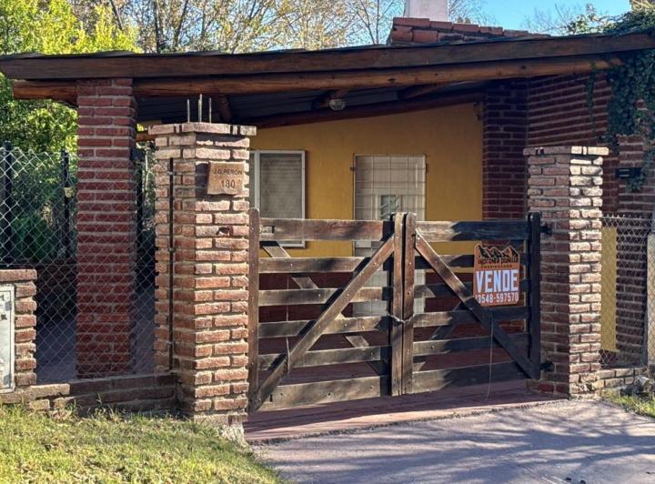 Casa · 50m² · 2 Ambientes · 1 Cochera
