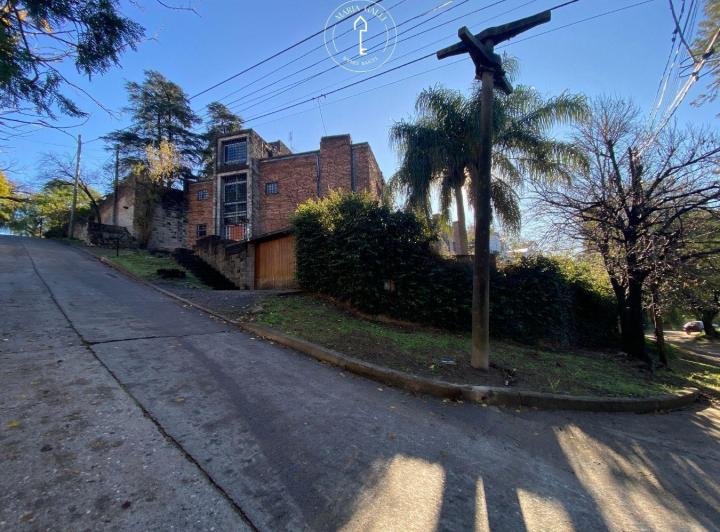 Casa · 213m² · 10 Ambientes