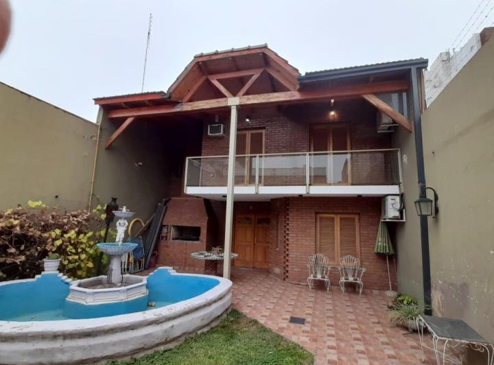 Casa · 133m² · 4 Ambientes · 1 Cochera