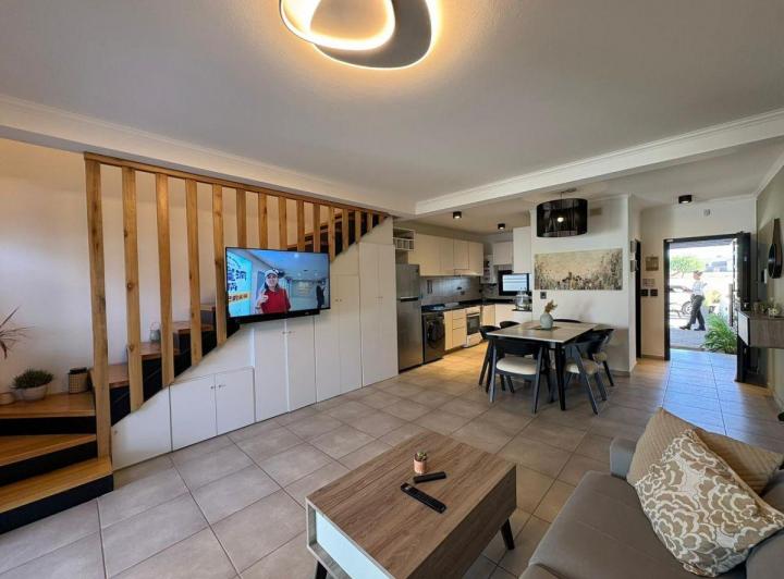 Casa · 132m² · 3 Ambientes · 2 Cocheras