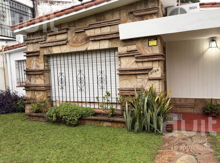 Casa · 159m² · 4 Ambientes · 1 Cochera