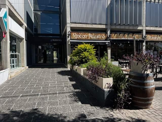 Oficina comercial · 90m² · 4 Ambientes · 2 Cocheras