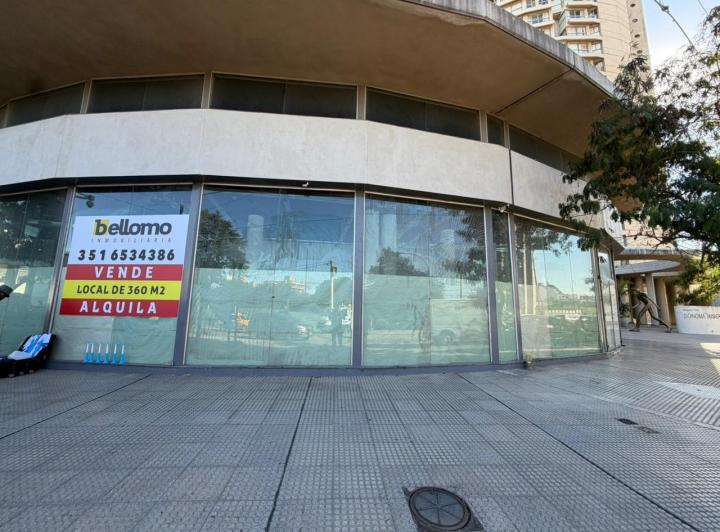 Local comercial · 360m² · 3 Ambientes