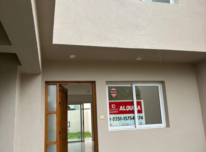 Casa · 150m² · 4 Ambientes · 1 Cochera