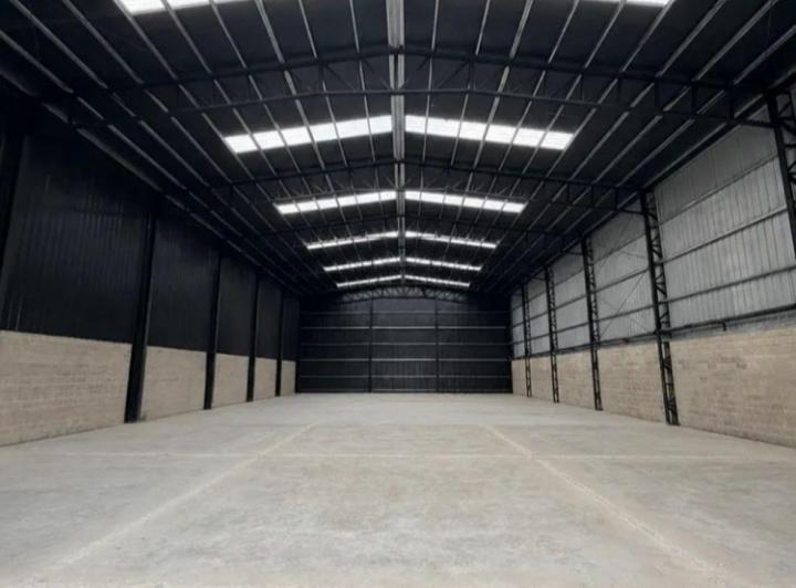 Bodega-Galpón · 840m²