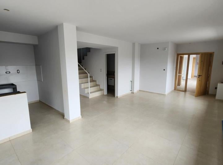 Departamento · 140m² · 3 Ambientes · 1 Cochera