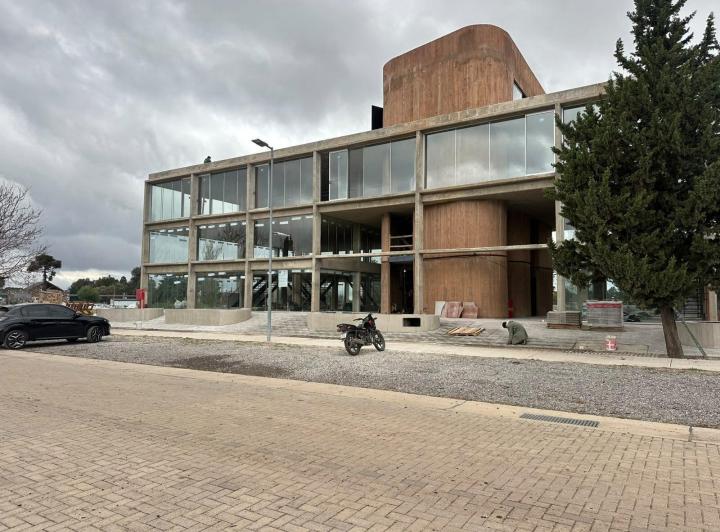 Local comercial · 79m²