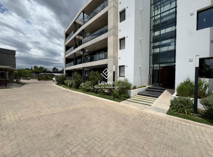 Departamento · 136m² · 4 Ambientes · 2 Cocheras