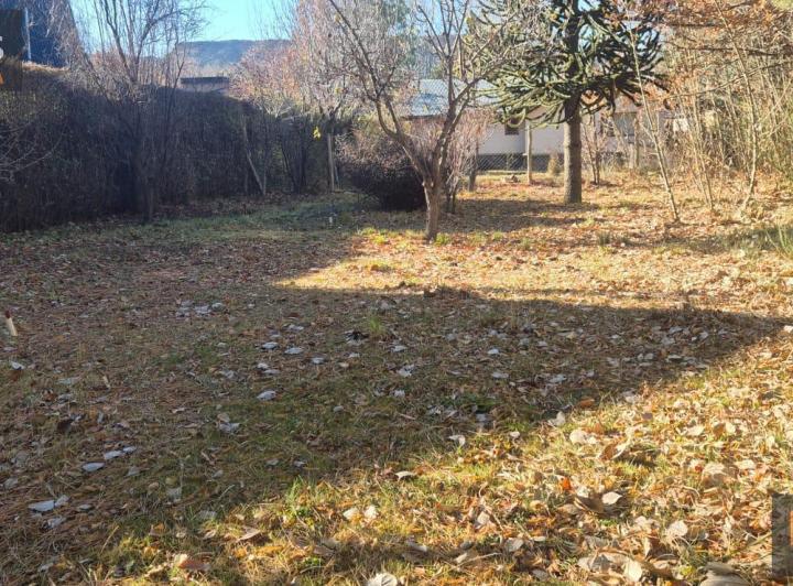 Terreno · 218m²