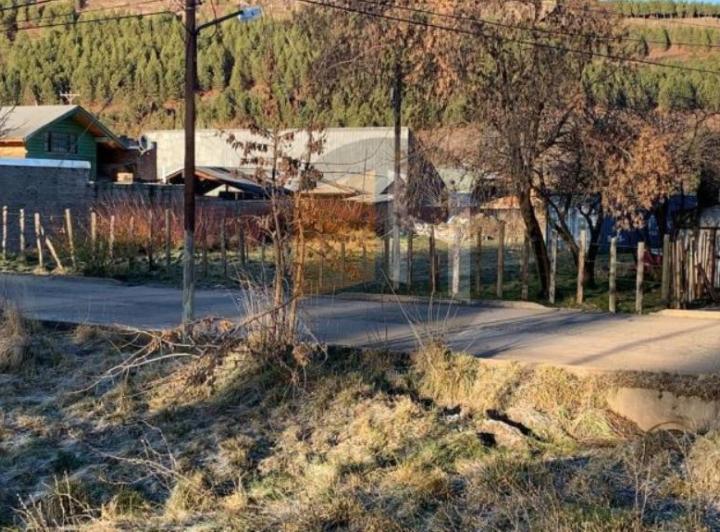 Terreno · 1180m²