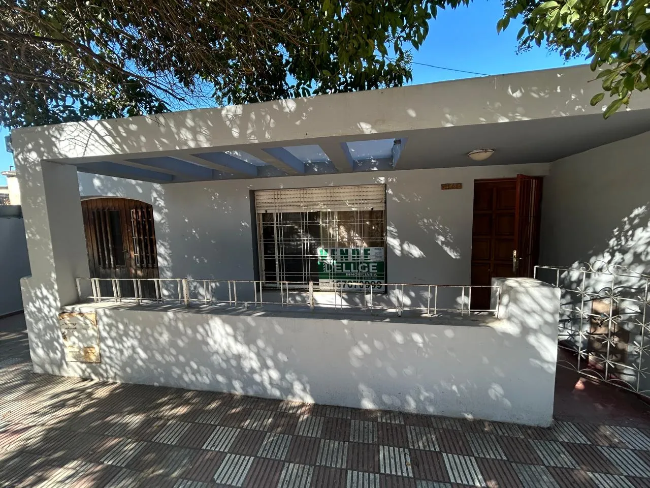 ¡¡OPORTUNIDAD DE INVERSION!!. HERMOSA CASITA CON ALMA DE BARRIO!!