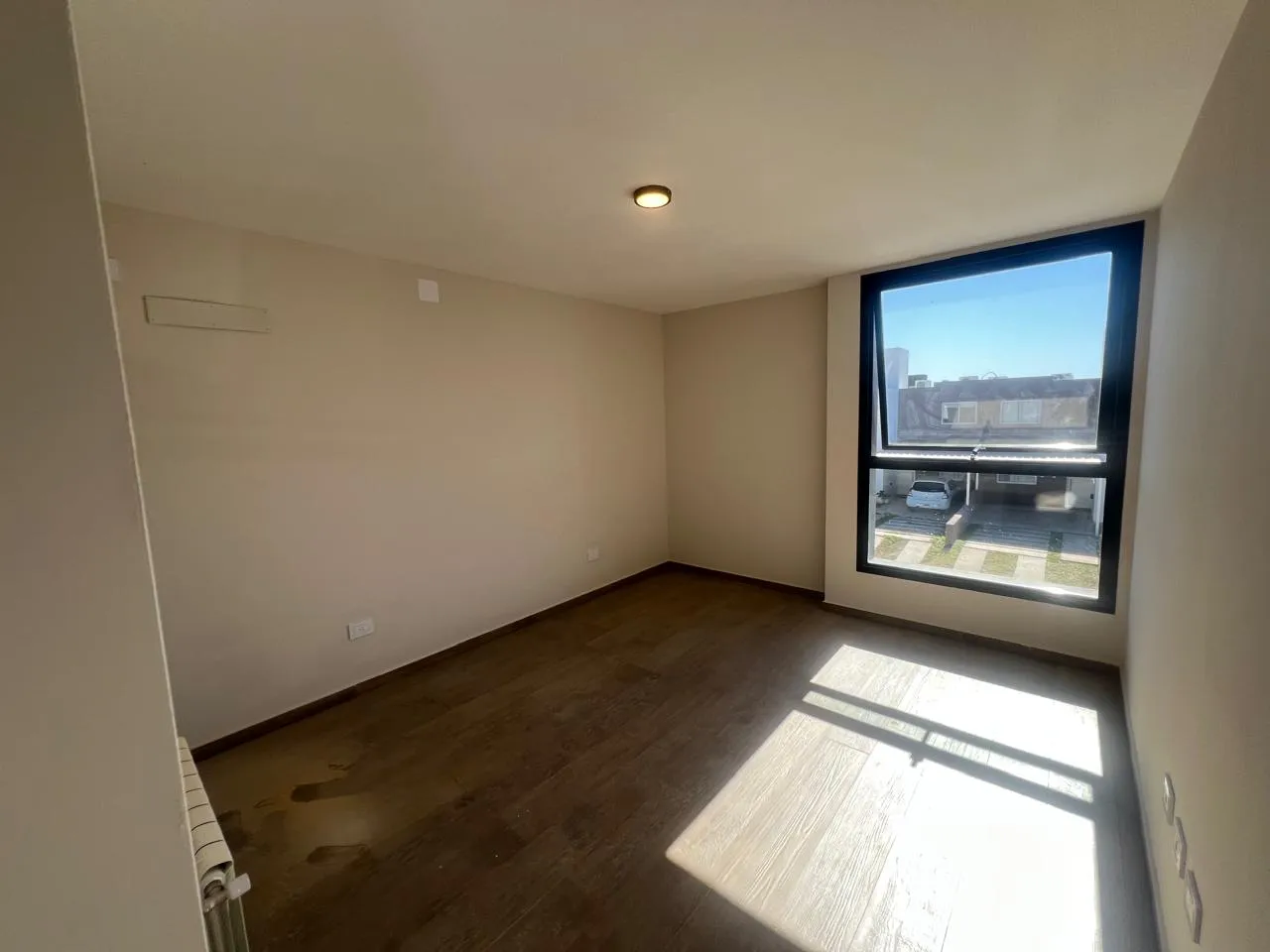 DUPLEX EN VENTA, 3 DORMITORIOS, DOCTA, TODOS LOS SERVICIOS