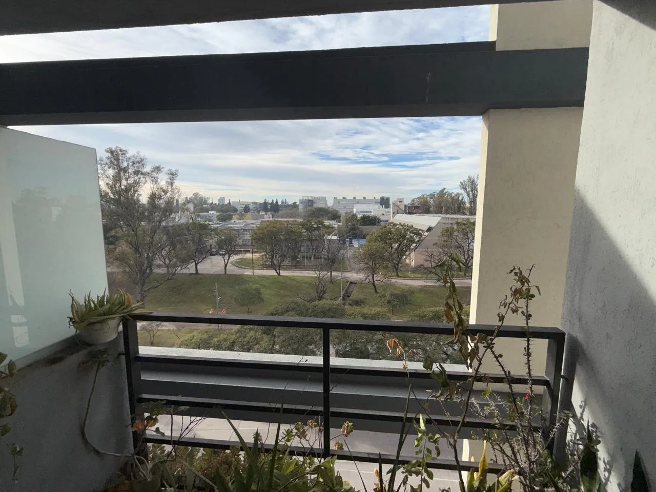 Departamento de 1 dormitorio con amenities en Complejo Le Marche. Av. Velez Sars...