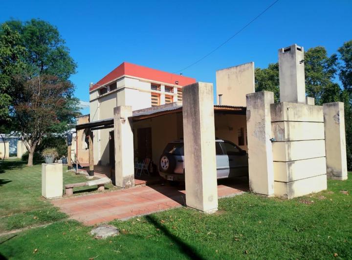 Casa · 190m² · 6 Ambientes · 1 Cochera