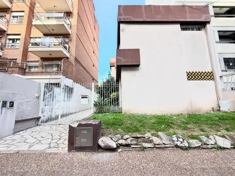 PH en Alquiler en Castelar Sur, Castelar