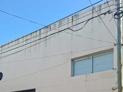 Galpón en Venta en Billinghurst, General San Martin