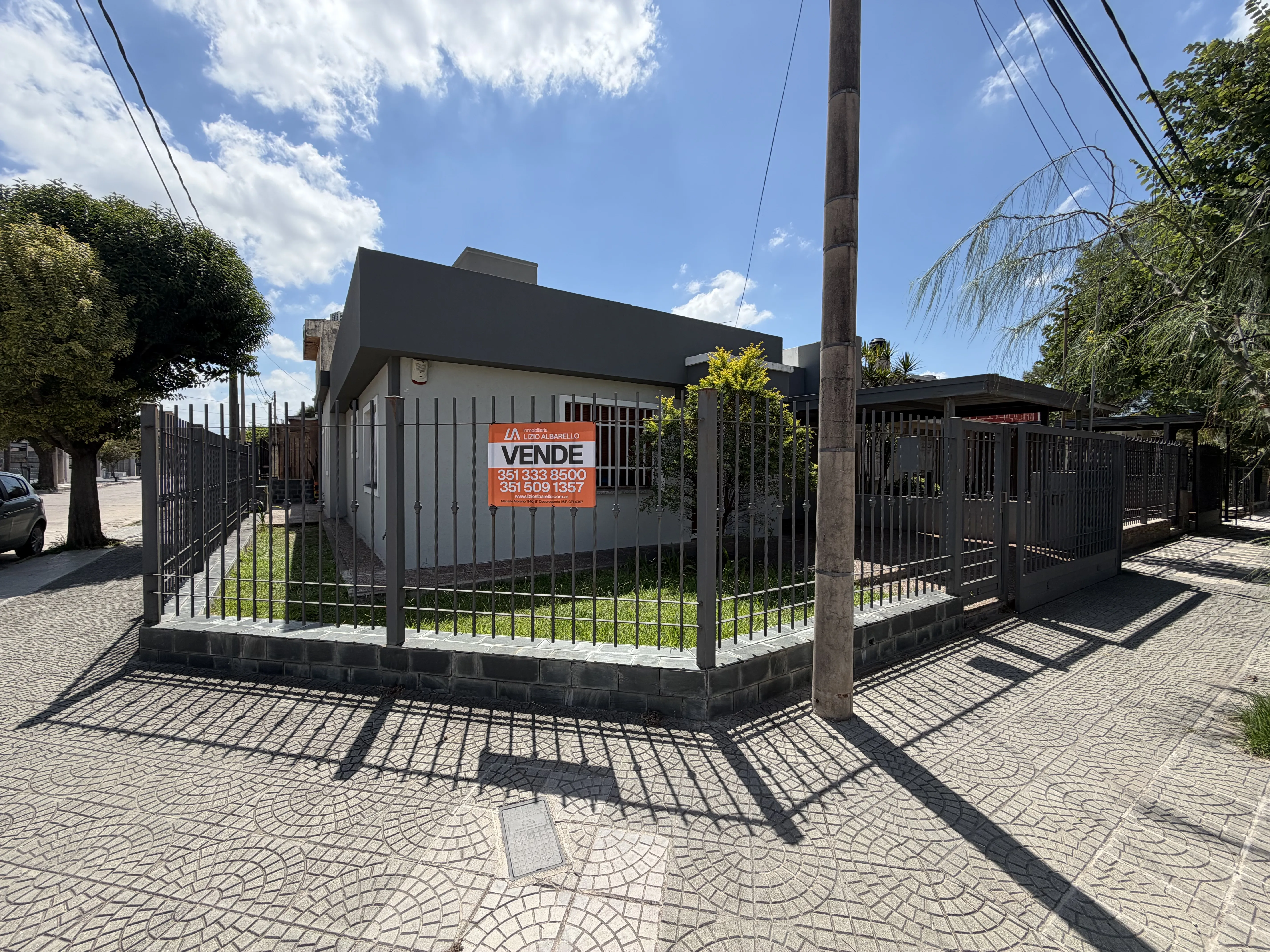 Vendo Hermoso PH Remodelado de 3 Habitaciones en B° Residencial America