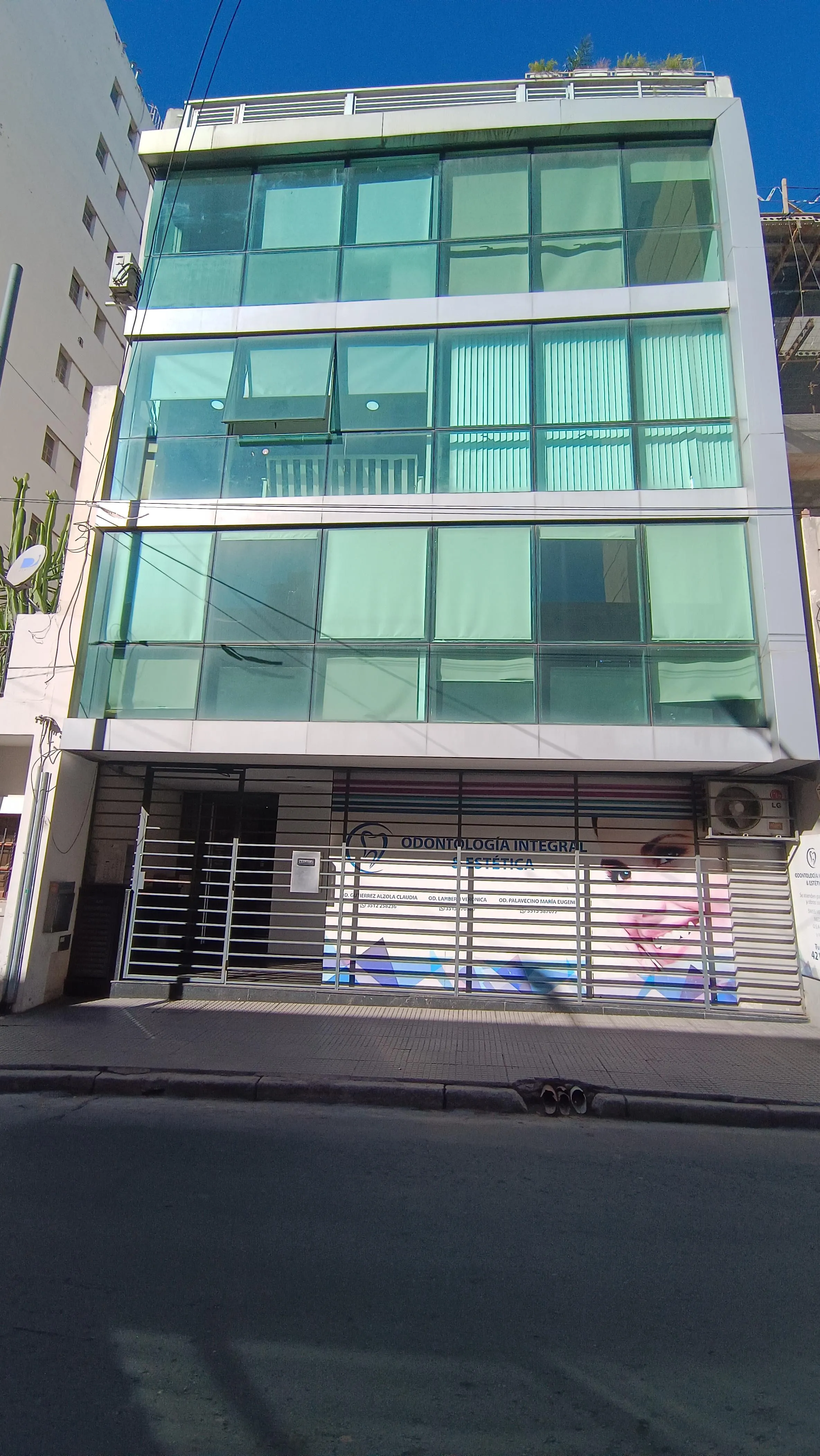 Venta loft amplio de 65 m2 a solo cuadras patio Olmos