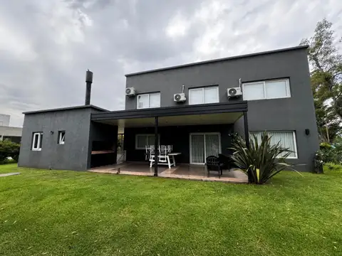 Casa en Alquiler en Weston, Countries y Barrios Cerrados en Moreno