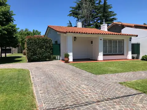 Casa en Venta en Adrogue, Partido de Almirante Brown