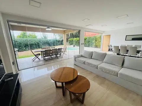 Casa en Venta en Country Club Banco Provincia, Countries y Barrios Cerrados en Moreno