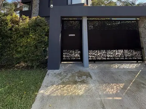 Casa en Venta en Barrio Parque Leloir, Partido de Ituzaingó