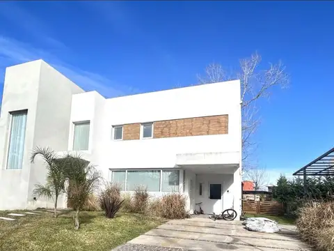 Casa en Venta en Fincas de Hudson, Countries y Barrios Cerrados en Berazategui