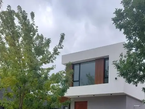 Casa en Venta en Puertos, Countries y Barrios Cerrados en Escobar