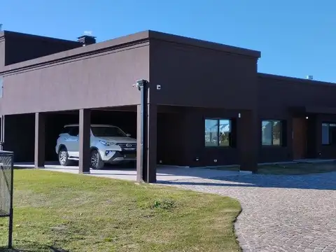 Casa en Venta en La Loma, Partido de Luján