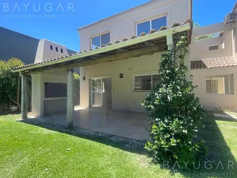 Casa en Venta en Saint Matthews, Countries y Barrios Cerrados en Pilar