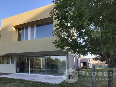 Casa en Venta en Countries y Barrios Cerrados en Pilar, Partido de Pilar