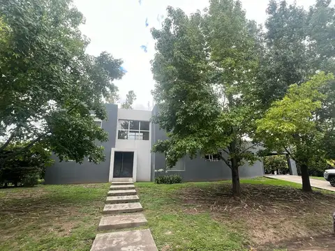 Casa en Venta en Villa Gobernador Udaondo, Partido de Ituzaingó