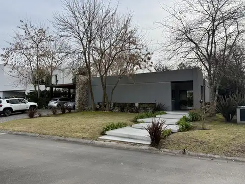 Casa en Venta en Fincas de Hudson, Countries y Barrios Cerrados en Berazategui