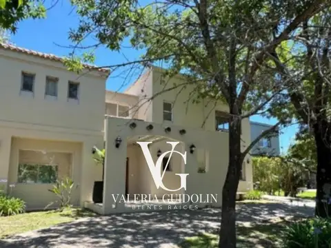 Casa en Venta en Saint Matthews, Countries y Barrios Cerrados en Pilar